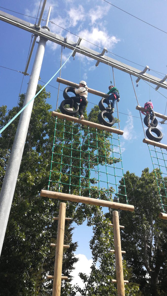 westfields_jun's tweet photo. Group 1 and 2 Taking on the gladiator wall #imagladiator #hearmeroar https://t.co/vOYenRqZYG