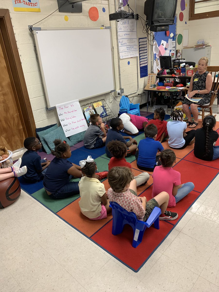 britta_burrows's tweet photo. The wonderful Dr. C stopped in our classroom last week to bring us a book tasting! The kids loved it and @DiegoLehocky even got a “bite” of the fun! #NHCSChat #lovewhatyoudo #schoolshouldbefun @SPESharks https://t.co/moccv5LKvH