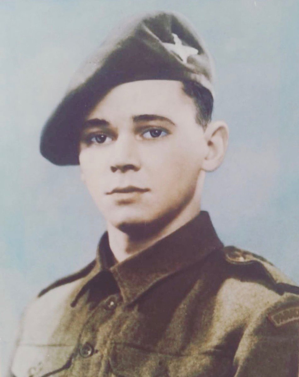 toyouthestars's tweet photo. Remembering my father, Private Albert Cartwright, 8th Battalion, 3rd Brigade, 6th Airborne. Landed in Normandy D-Day, fought throughout the campaign; blinded in action in the battle for Annebault, 21/8.1944. #LestWeForget https://t.co/TNBbnM9SFx