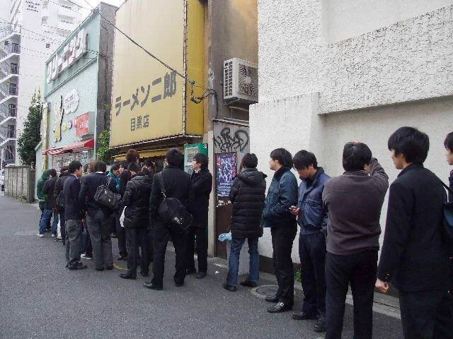 同じ行列でも？タピオカミルクティーとラーメン二郎の客層が全然違うwww