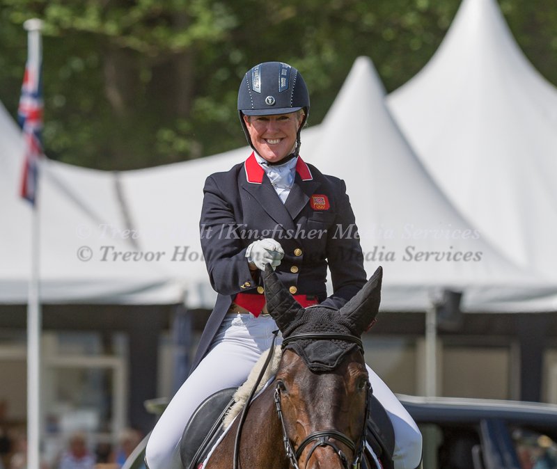 JL Dublin &amp; <a href="/NWEventing/">Nicola Wilson</a> go into the lead in the CCI-S4* <a href="/BramhamPark/">Bramham Park</a> #EHBT  <a href="/AriatEurope/">Ariat Europe</a> <a href="/TopSpec2/">TopSpec</a> <a href="/Bucas_Ireland/">Bucas</a> <a href="/Equi_Trek/">Equi-Trek</a> <a href="/Veredus1990/">Veredus</a> <a href="/suregrowuk/">Suregrow Fertiliser</a> <a href="/GatehouseHats/">Gatehouse Hats</a>  <a href="/Neueschule/">DIE NEUE SCHULE</a> <a href="/VermXUK/">Verm-X UK</a>. #eventing