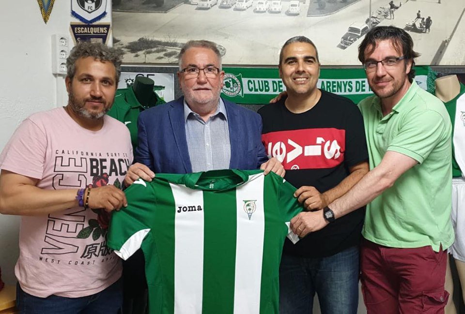 El C.F. Arenys de Mar ja prepara la nova temporada del primer equip a 3a Catalana, amb canvis en l'equip tècnic.

Donem la benvinguda a David Gomez i Javier Cruz, nous entrenadors del primer equip. #cfarenysdemar #arenys #futcat