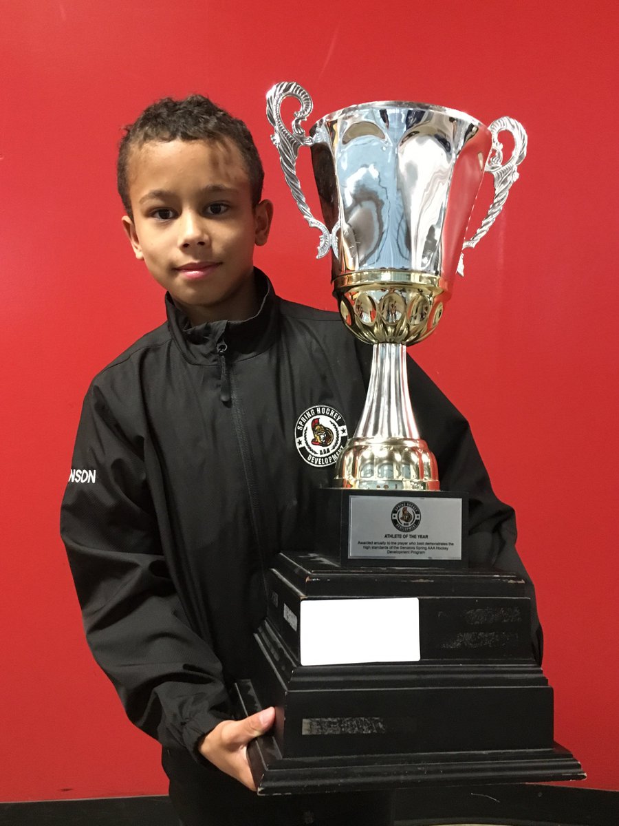 Sensplex's tweet photo. First year in the books!
Thank you to all #SSHDAAA19 players and parents for a very successful inaugural season! We couldn't be more proud of the development shown by each and every player over the course of the season.
Also, a big congrats to our 2019 Athletes of the Year! https://t.co/C12HLefBDT