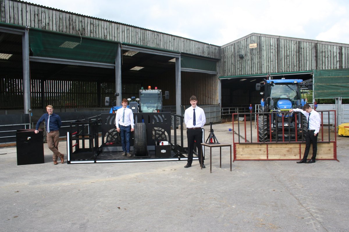 Enjoyed an interesting afternoon judging the finalists in <a href="/EngColegsirgar/">Coleg Sir Gar Landbased Engineering</a> Gelli Aur. Some great students with excellent ideas and designs. 

After Presentations and designs the winner was chosen...

@ColinCwmyryn <a href="/BigIdeasWales/">Big Ideas Wales</a> #agribusiness #agriengineering #futures