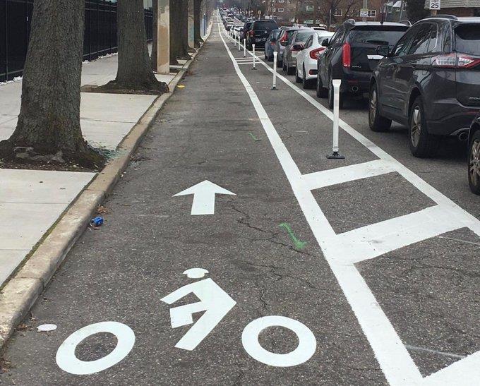 RepLPowell's tweet photo. #HB792 would enable Pennsylvania's planners and engineers to create parking-protected bike lanes: a win-win for our communities that creates safer, more equitable streets for everyone without displacing parking. Sign to support: https://t.co/DHjREAycY8 https://t.co/9ag0KqMgRF