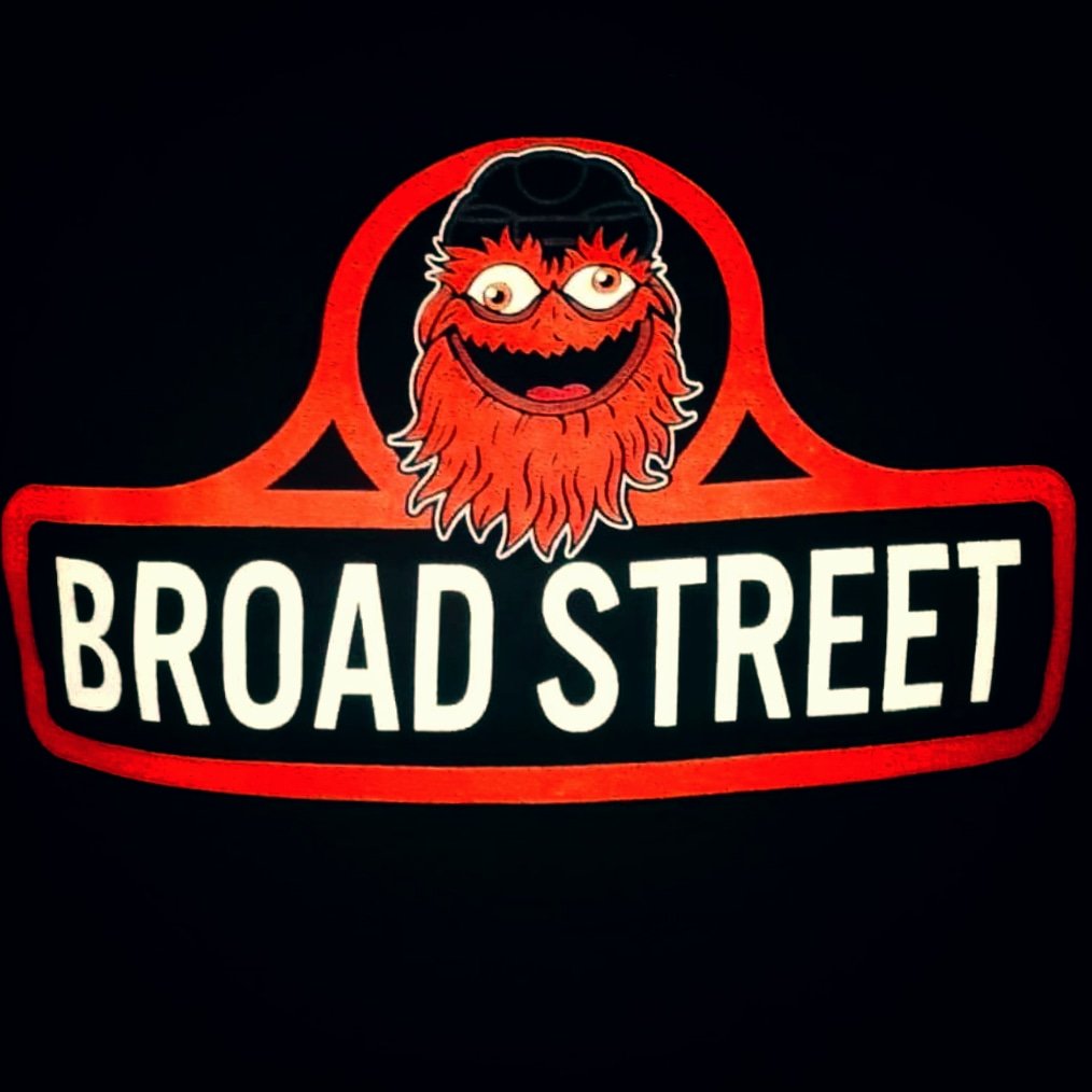 👁️🍊👁️ #PhillyStreetSigns? Kinda... But we'll make an exception for this guy 😉 #Gritadelphia #TrueGrit #Gritty #GrittyNHL #nhl #hockey #mascots #mascot #streetsigns #broadstreet #grittymemes #grittyside #philly #philadelphia #phl #southjersey #pa #pennsylvania #phillystreets