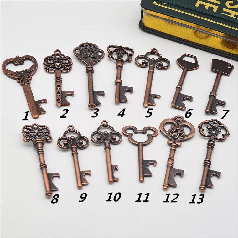 janelapelpin's tweet image. -Are these keys?
- Nope, they are bottle openers.#bottleopener #enamelpin #customlapelpin #lapelpin #cufflinks #keychain