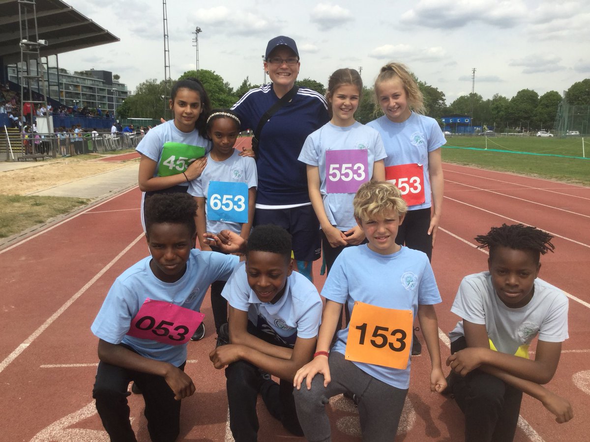 BevDickinson4's tweet photo. MASSIVE  👏🏻 to our awesome athletes💥Not one but TWO @Grazebrook_Pri teams representing #Hackney in Julys #LondonYouthGames at #CrystalPalace #QuadKidAthletics #KeyStepsGymnastics Amazing achievement guys! 🙏 @younghackney for such super #Sport💚#NWFed🤸🏽‍♂️🏃🏼‍♂️🥇😃 https://t.co/eXxuDv9ex2