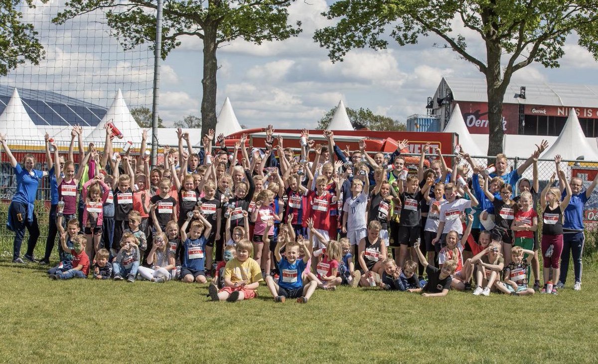 Woensdag 29 mei hebben onze CIOS-studenten van de groep Drachten een succesvolle Kidsrun (OERdroprun) georganiseerd.

We kijken terug op een fijne samenwerking met het <a href="/Oerrock/">Oerrock</a> Festival.

#ditismbo #waarlerenwerkt