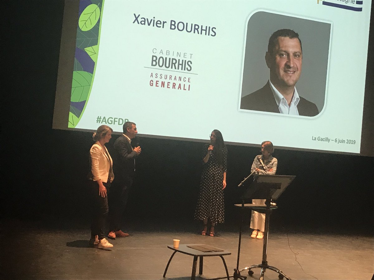XBourhis's tweet photo. Une joie de partager avec @lilice02 notre histoire et notre passion de l’entrepreneuriat lors de l’ag @FemmesBretagne .
Engagés sur notre territoire !
Un grand merci à @marieeloyfdeb @Emaneru et merci pour mon nouveau slogan : « xavier BOURHIS un homme qui assure » https://t.co/MtXcazVJgf