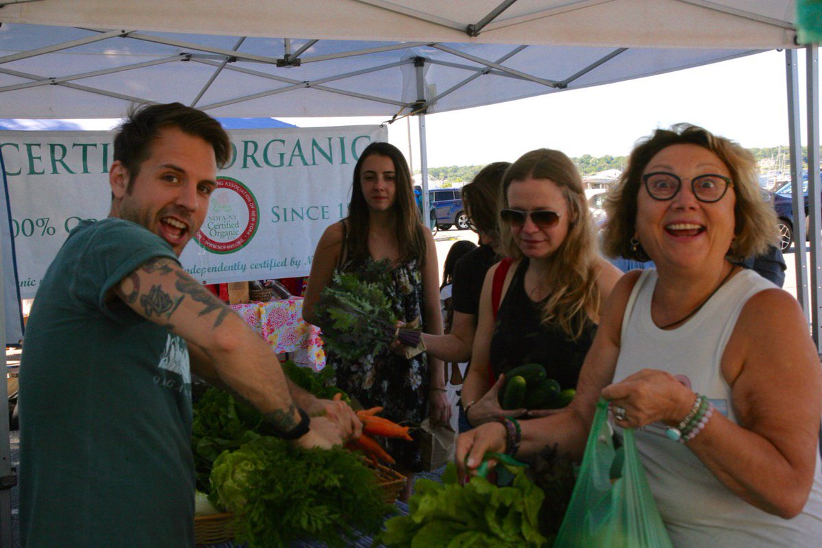 GrassrootsEnvEd's tweet photo. The Port Washington Organic Farmers' Market opens this Saturday morning June 8th, at the Town Dock rain or shine! Fresh produce, seafood, flowers, and more! Be sure to like the Facebook page, Port Washington Farmers’ Market, to receive updates on the market! https://t.co/Q43B3v3Jyf