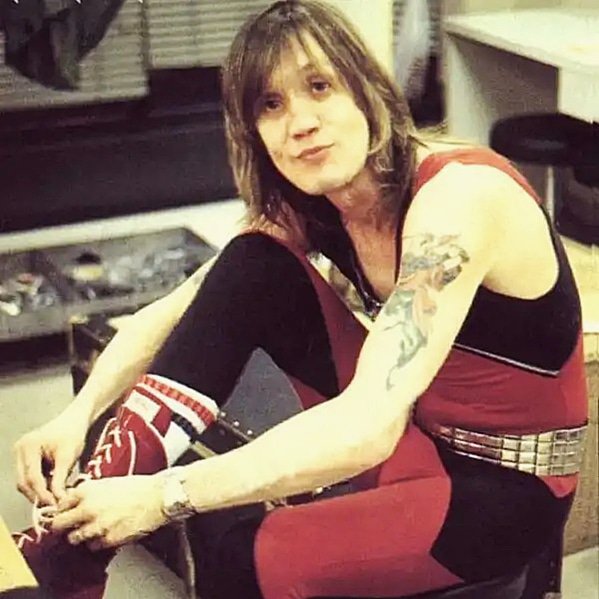 Since I missed it yesterday, happy 67th birthday to Iron Maiden drummer Nicko McBrain! Up the Irons! 