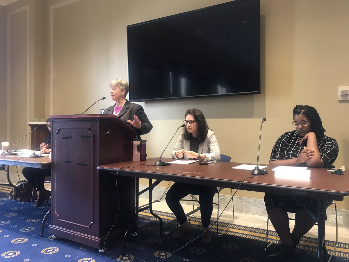 URGE_org's tweet image. On the Hill with our partners at @TransEquality @TheTaskForce talking about LGBTQ+ Reproductive Justice! #RJAllDay 🏳️‍🌈