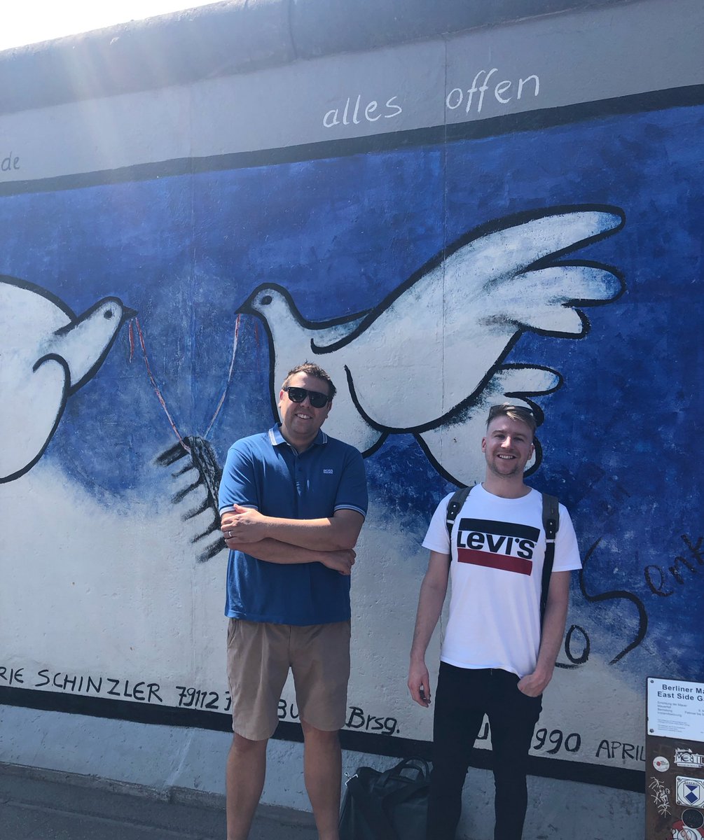 Amsource_'s tweet photo. We’re back! A great couple of days in Berlin hosting our first ‘DevOps Berlin’ event. Amazing to meet some of the passionate individuals driving the vibrant tech scene in the city. Stay tuned for footage / blogs coming soon👍 #BerlinTech #DevOpsBerlin https://t.co/CUYkMufwAJ