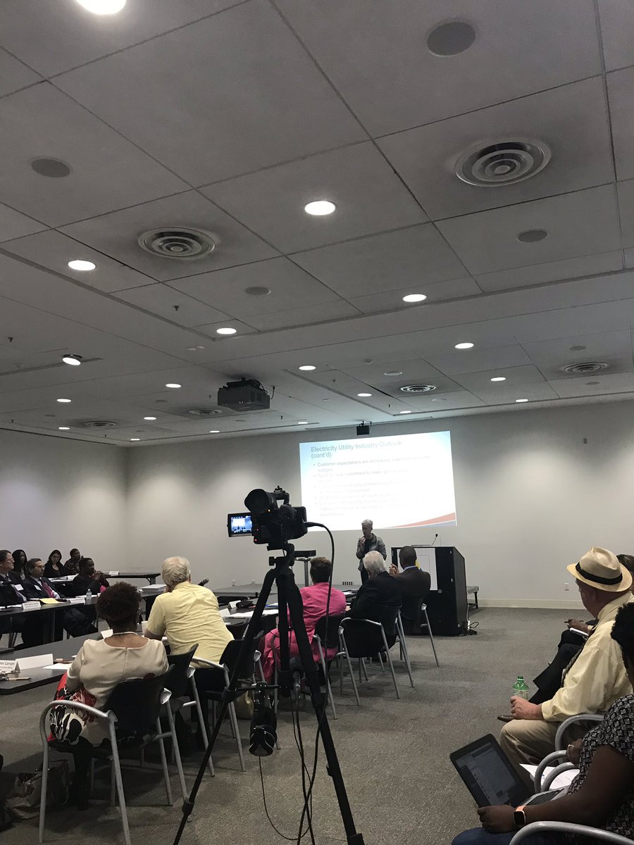 MBJReporter's tweet image. And, finally, I’m here at Benjamin Hooks Library for another @mlgw Power Supply Advisory Team meeting. You won’t be reading a meeting story about this, but a piece about a public utility evaluating its options is sort of normal — just not in @TVAnews.