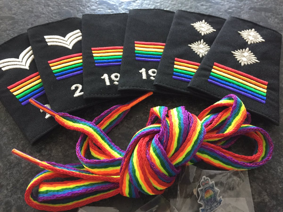 NYorksPolice's tweet image. We're proud to be taking part in @YorkPride again this year! Look out for our officers and staff who will be donning their rainbow stripes on Saturday... northyorkshire.police.uk/news/north-yor… #yorkpride #pride #york