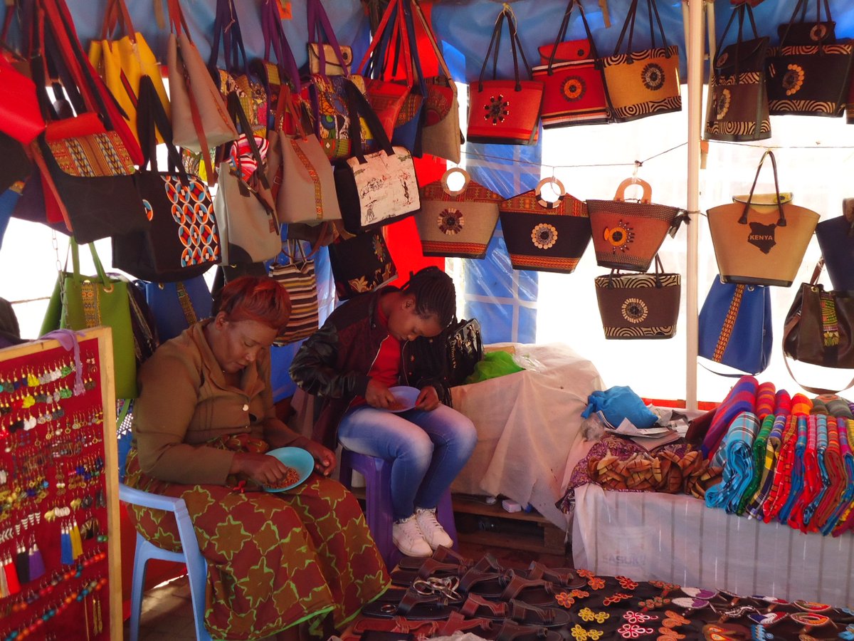 NgongThe's tweet photo. Open Market In the Greenhouse Ngong Road https://t.co/HTplsERkme