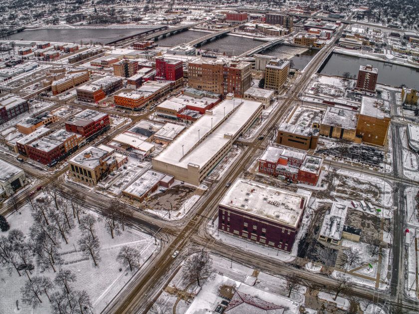 Iowa city to donate blighted houses for data center project. #govtech. bit....