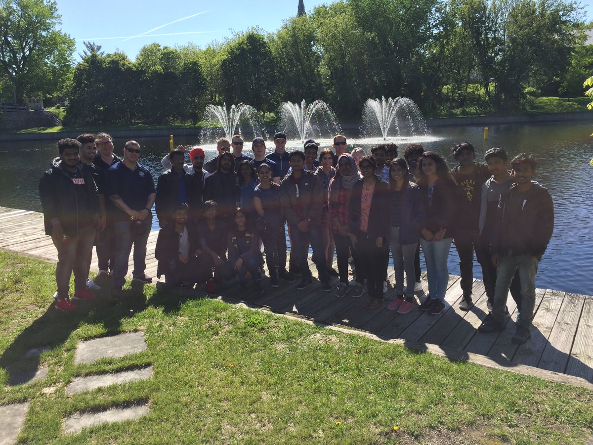 GSalisburyAC's tweet photo. Our Perth Campus Police Foundations and International Computer Programming students participating in the Special Olympics Torch Run today in Perth. Lots of fun for a great cause and some DQ afterwards to cool down👍#communityfirst#teamwork#SpecialOlympics https://t.co/1tOxDGzV1u