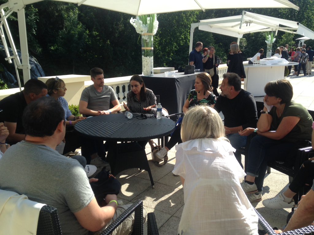 Eric_Tricard's tweet image. Fin de  #seminaireUAT. Table ronde avec @ValerieTherond .