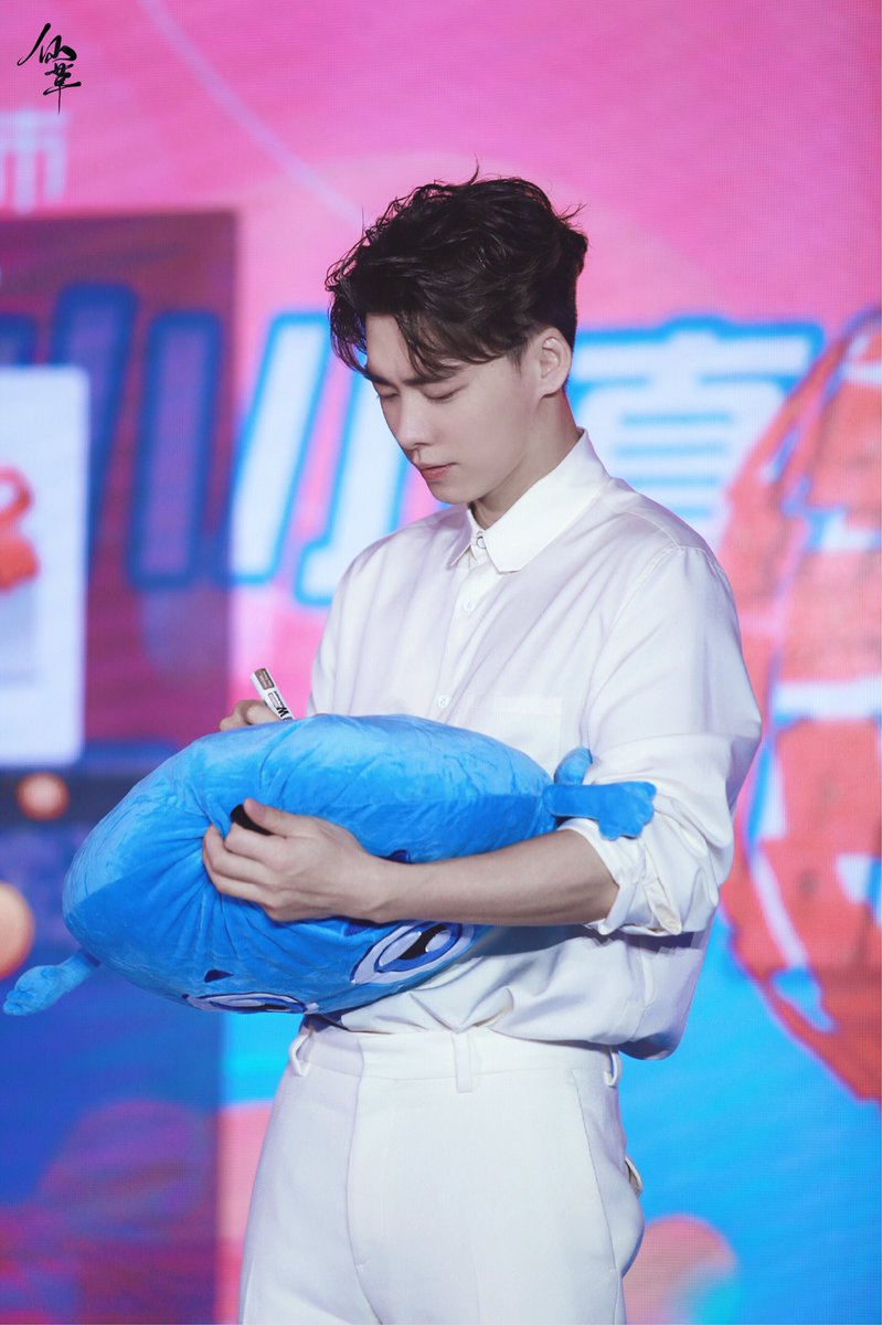 #liyifeng #李易峰 20190606 真果粒活动
