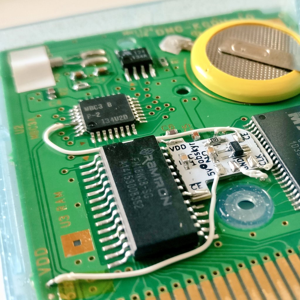 A close-up view. Man, it's such a cute board…