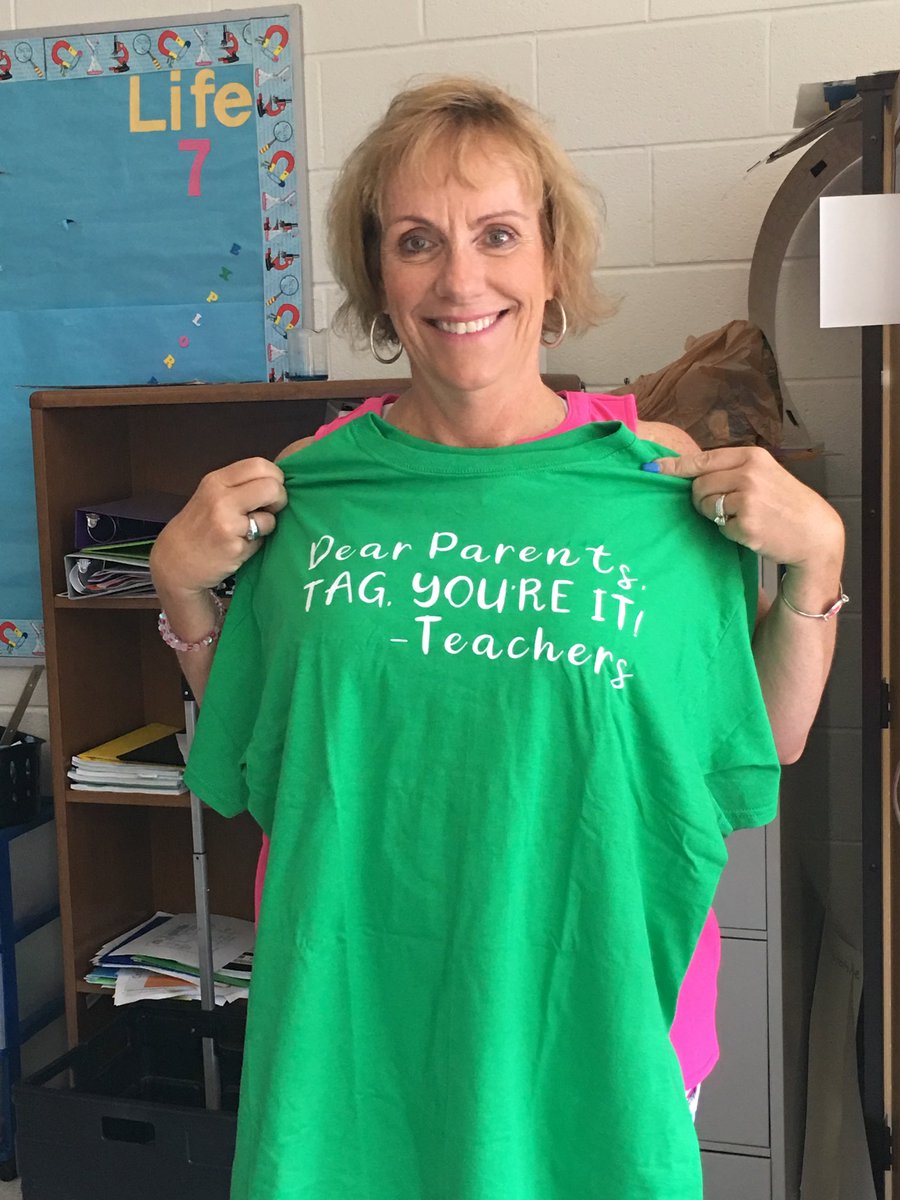 OlenikMargot's tweet photo. I know what I’m wearing tomorrow! #parentsrock #thanksforlettingmeteachyour child #best gift ever https://t.co/OHvu9wFTpk
