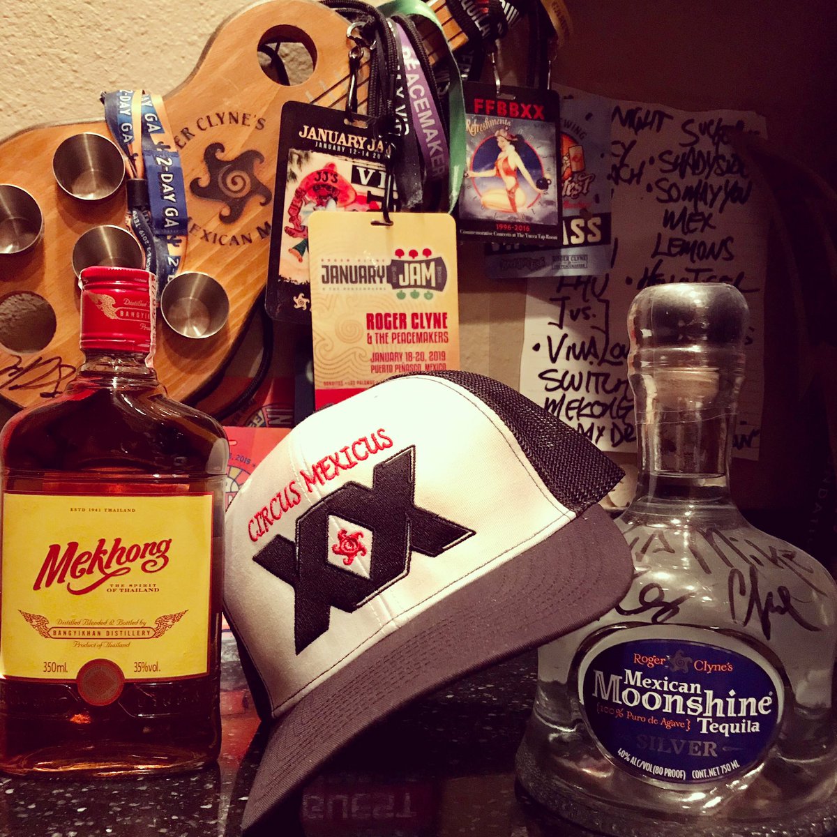 ASUMikeM's tweet photo. Ready.Set.Mexicus! #CMXX #herestolife #paceyourself #barkeep #epicweekend @azpeacemakers @rockypoint360 @MexMoonshine https://t.co/kl8hekqCnm