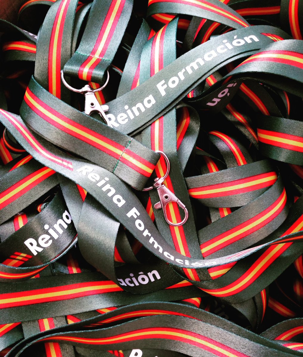 Lanyards a la carta.
#lanyard #eventos #marketing #acreditacion #militares #academia #formacion #oposiciones