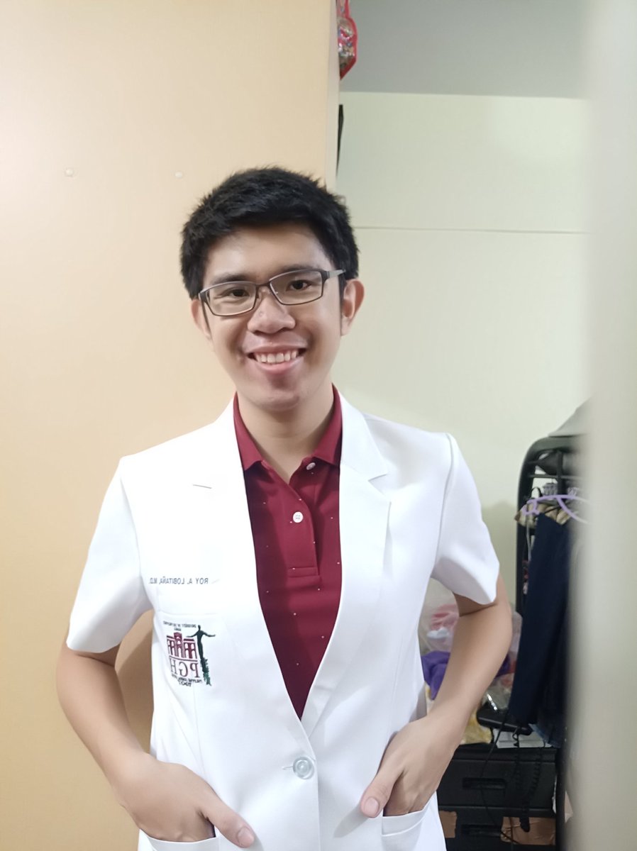 infamouspen's tweet photo. Felt professional. Will delete laterrr... #HelloInternship https://t.co/eER9FghWgL