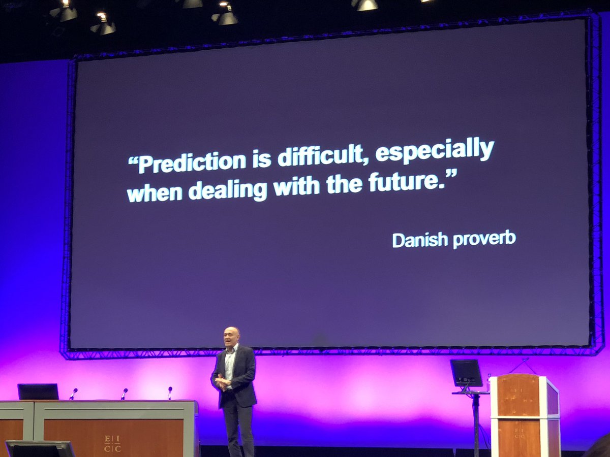 FforddDyffryn's tweet image. A very interesting and engaging keynote by @jimalkhalili oultlining what the future may look like with the influence of science #PSEC2019 @GwEGogleddCymru @YsgCyD @ysgolbodafon @DrRWatkins