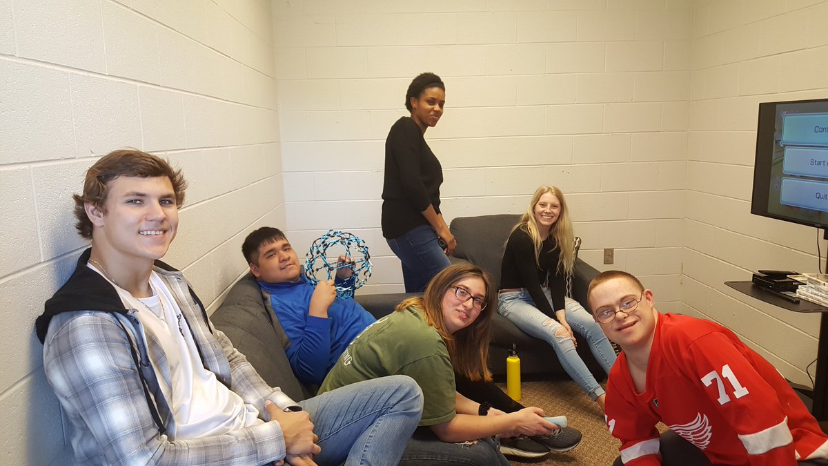zeelandlinks's tweet photo. A year ago @TaylorTwork &amp; Lizzy Bush applied for Youth Innovation Grants from @SpOlympicsMI to develop Peer to Peer rooms for our schools. These rooms have provided a space to laugh &amp; cry, a place to build &amp; strengthen friendships, &amp; a place to get away. Thank you so much to all! https://t.co/xaYd87gcxQ