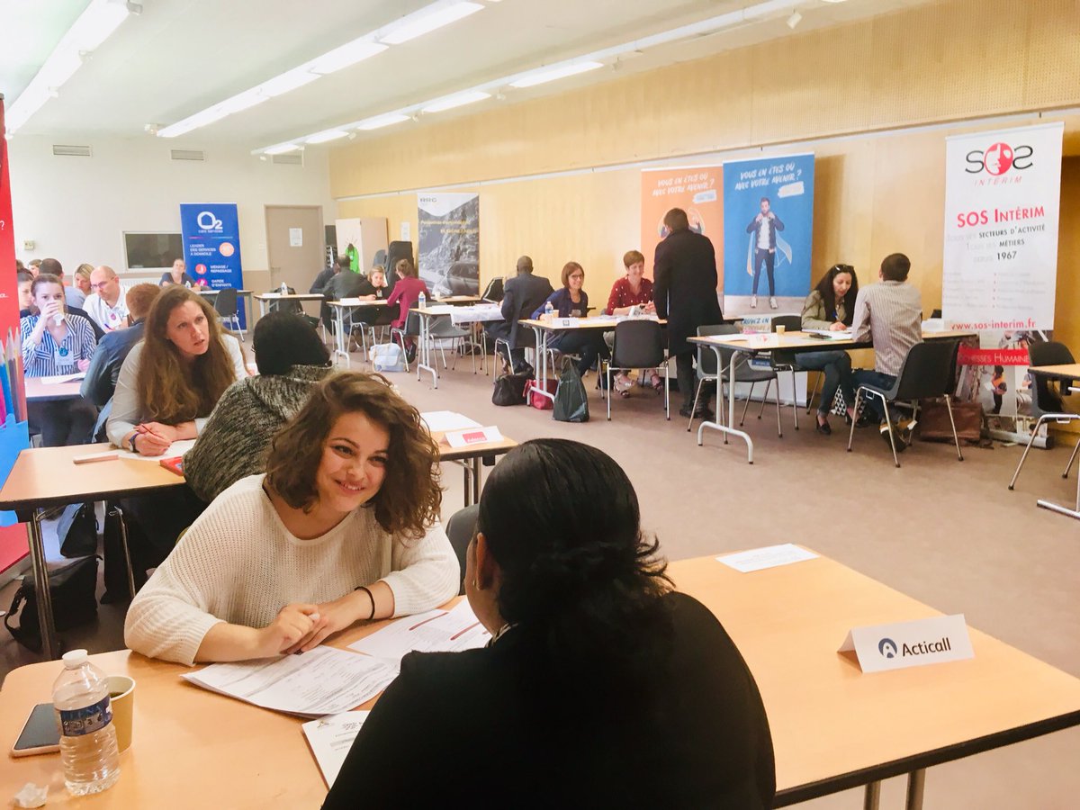 2eme édition de #ParcoursSportsEmplois à #elbeuf organisé avec <a href="/psl_76/">PSL 76</a>. Jour 3 suite : après le repas partagé place au job dating...#jemengagepourlemploi #recruterautrement #RSE <a href="/RegionNormandie/">Région Normandie</a> <a href="/FederationCREPI/">Réseau CREPI</a> <a href="/AG2RLAMONDIALE/">AG2R LA MONDIALE</a> @Poleemploi_Ndie <a href="/ARML_NORMANDIE/">Missions Locales Normandie</a> <a href="/MetropoleRouenN/">Métropole Rouen Normandie</a>