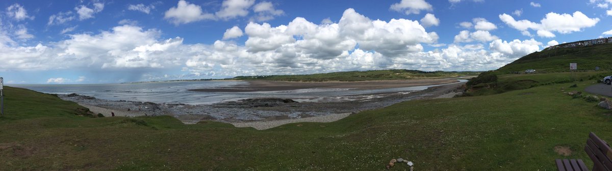 John D Phillips tweet media