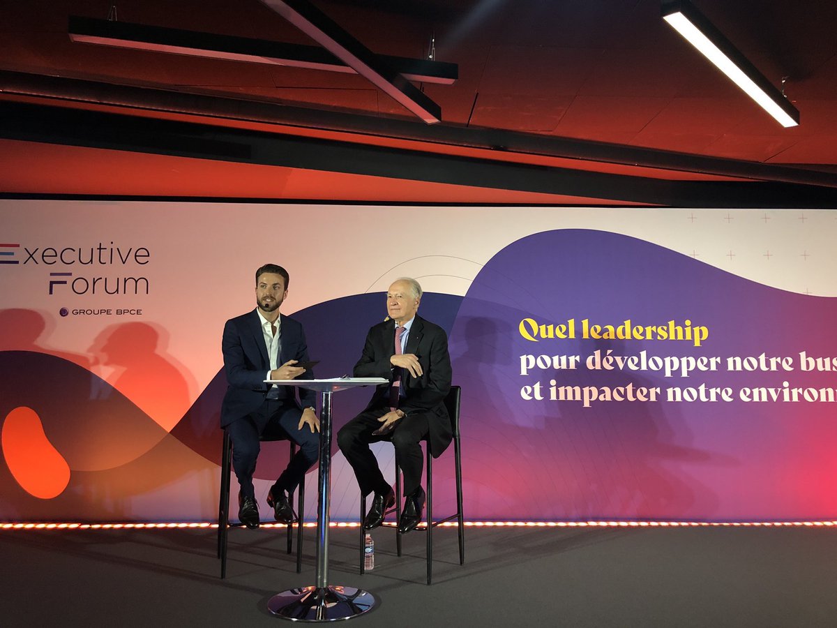VincentPUREN's tweet image. Echange très dense ce matin sur le leadership à l’#ExecutiveForum avec Xavier Huillard le PDG de @VINCI_fr.