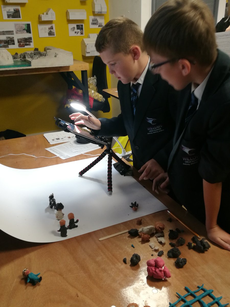 WHSJ7's tweet photo. We have had a fantastic week at @BadWolf_TV working with Stop Motion animation, thank you so much for having @willowshigh year 7 pupils for another engaging session. Here are some of the highlights from 7NO. #animationmovies #extracurricular #learningoutsidetheclassroom https://t.co/ehj67DsBlT