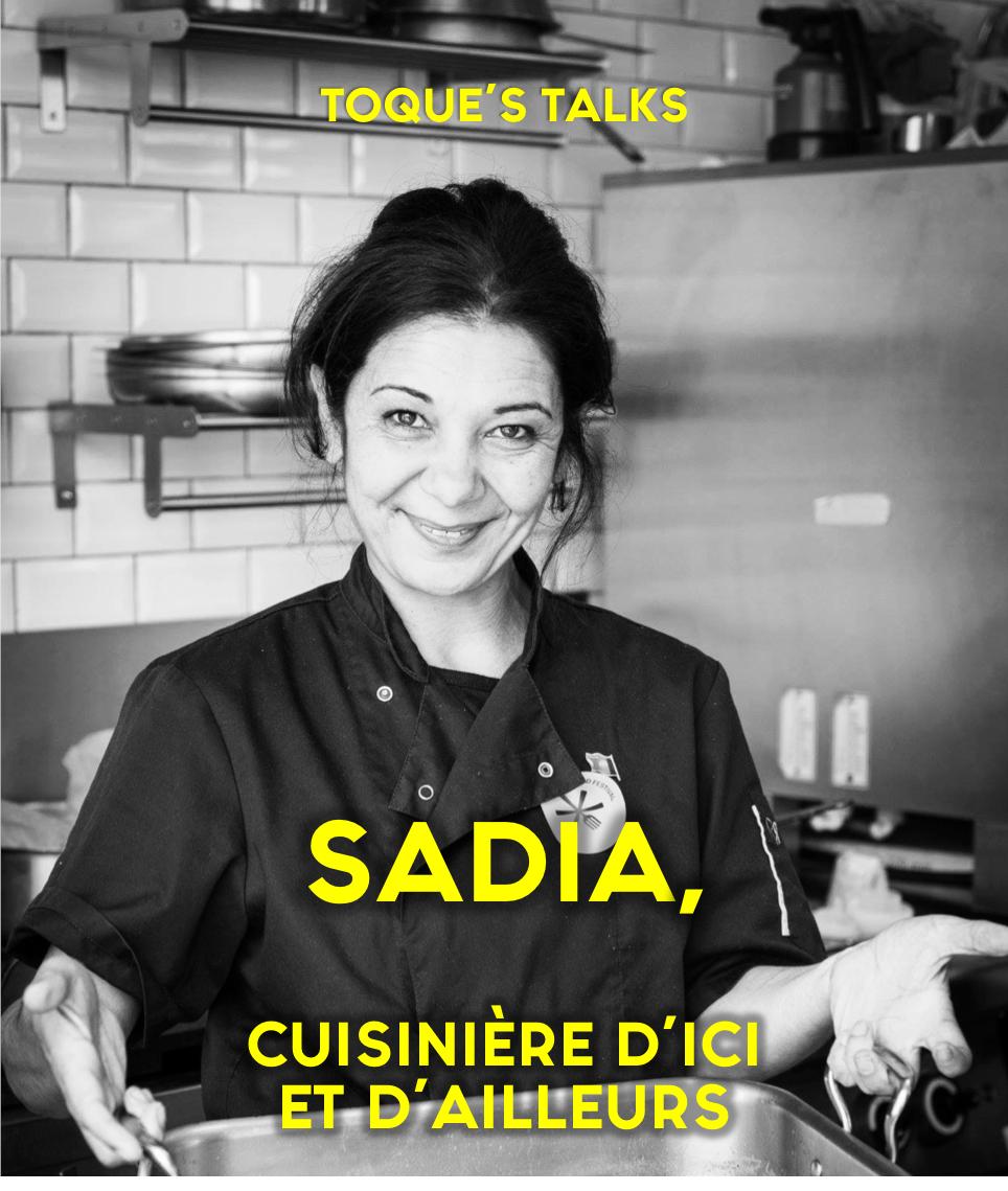 toquestalks's tweet photo. Quand Sadia se raconte, on sent le cumin, la menthe, la coriandre.
On sent l’enfance heureuse dans un #Afghanistan libre.
On sent le poids des souvenirs, à la fois lourd et merveilleux. 
On sent les mots de Sadia, qui ont une odeur qui la raconte.
https://t.co/tK1UCI5kab https://t.co/lfRPuQM4V5