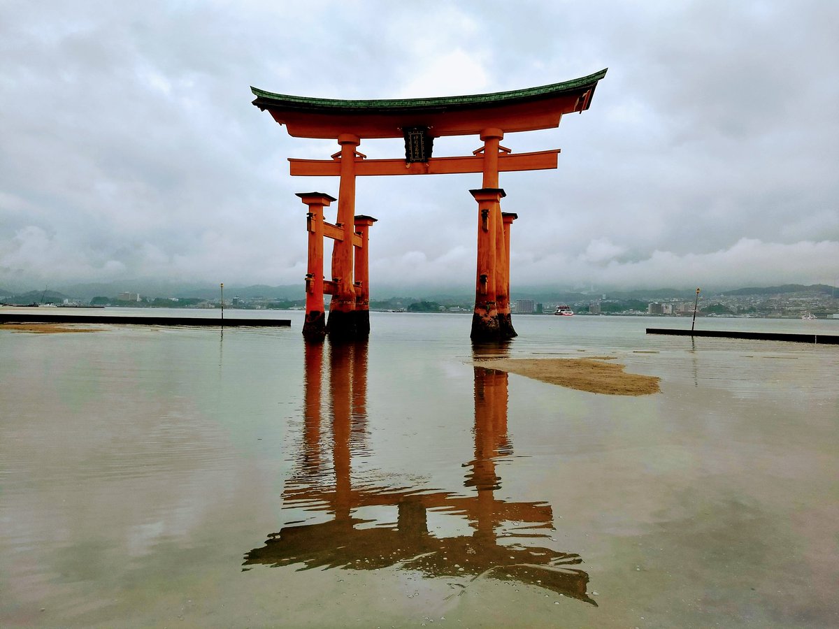 McCallum_Jo's tweet photo. Itsukushima O-Torii, Miyajima. Hiroshima Prefecture, Japan. UNESCO world heritage site. https://t.co/ISLY5ugOIG