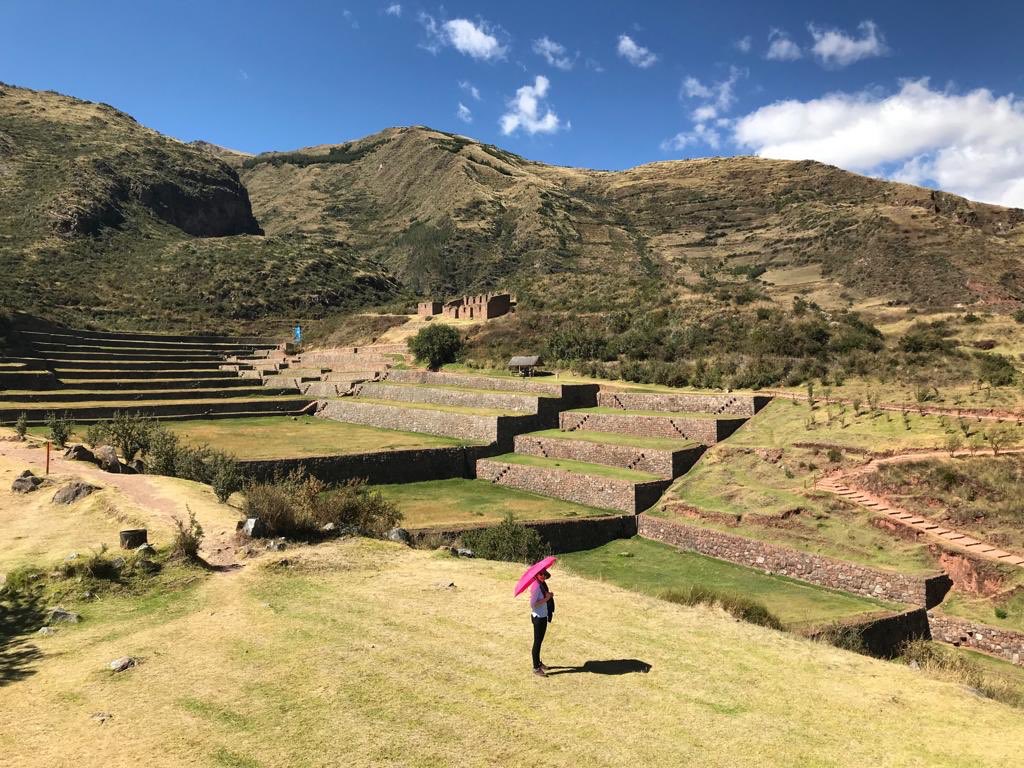 JenniferHopp_'s tweet image. Auf dem Weg nach Cusco 🇵🇪 #raqchi #tipón #pisac #inkastätten #peru