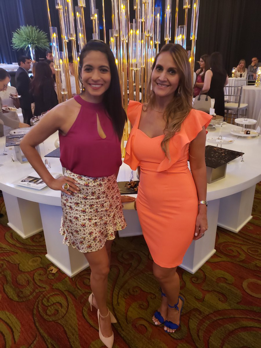 royaleventoshn's tweet photo. Gala Gastronómica Hotel Intercontinental Tegucigalpa, linda y deliciosa velada @EVENTIAHN @ExpoferiasHN https://t.co/fyMwdw9FHH