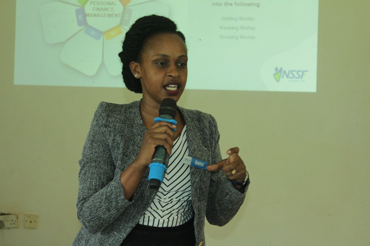 BoxingUganda's tweet photo. Anna Maria From NSSF sensitising Cobap BC Boxers about Personal Finance Management Pillars, Getting Money, Keeping Money & Growing Money
#BoxHIVOutOfUganda Workshop
(Phase 2) @nssfug
#CobapBoxingClub #Week3 https://t.co/EOjTGq26SQ