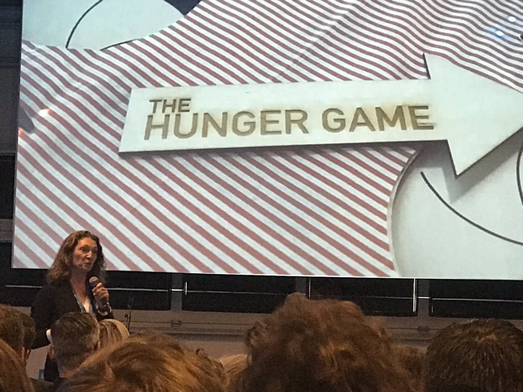 Now <a href="/GekeLudden/">GekeLudden</a> about the #HappyEating research line. #TechMed