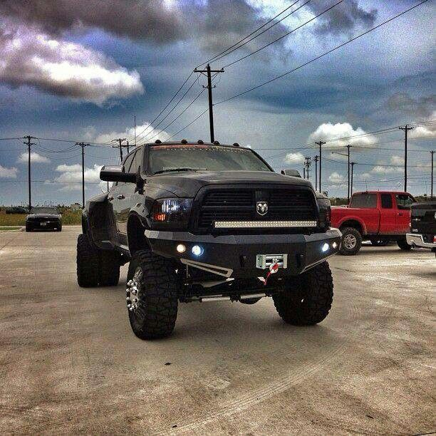 TaylorT_TCB's tweet photo. #MoparThursday
#Mopar
#moparornocar
#MoparChat
#Dodge
#Ram
#Dually
#RamDually
#Custom
#Lifted https://t.co/txCuqwuXjM