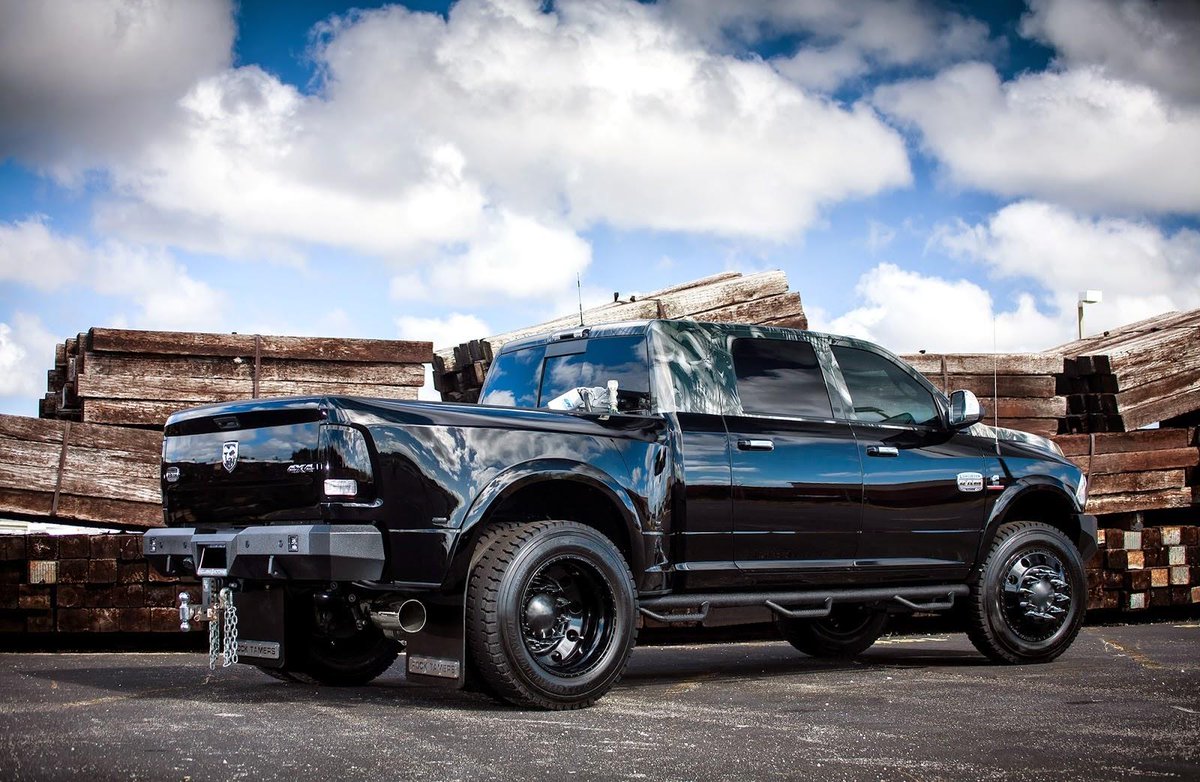 TaylorT_TCB's tweet photo. #MoparThursday
#Mopar
#moparornocar
#MoparChat
#Dodge
#Ram
#Dually
#RamDually
#Custom
#Lifted
#Lowerd https://t.co/CbSWUUSa8k