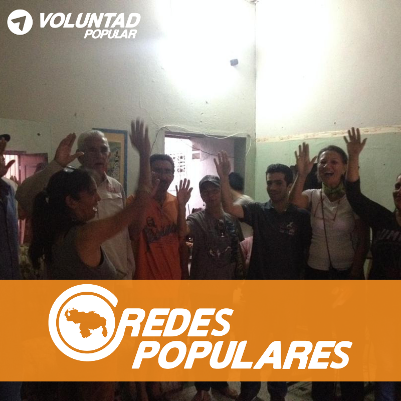 RedesVP's tweet photo. Conformación y Juramentacion de Red Popular de la  calle Montes con Calle Ayacucho. Parroquia Santa Ines, Municipio Sucre 2. https://t.co/K9KlCmmCJl