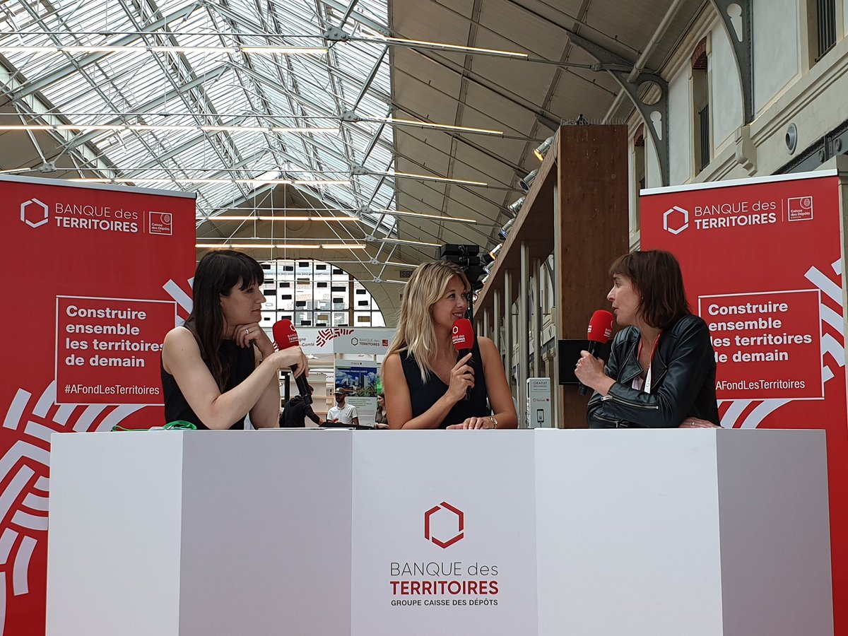 Bdt_HtsDeFrance's tweet photo. Témoignage de F. #Macarez, maire de @a_saint_quentin lors du #Printempsdesterritoires : sans la @Bdt_HtsDeFrance, nous n'aurions pas pu aller aussi vite pour développer nos projets
@BanqueDesTerr https://t.co/I8hdynUy4W