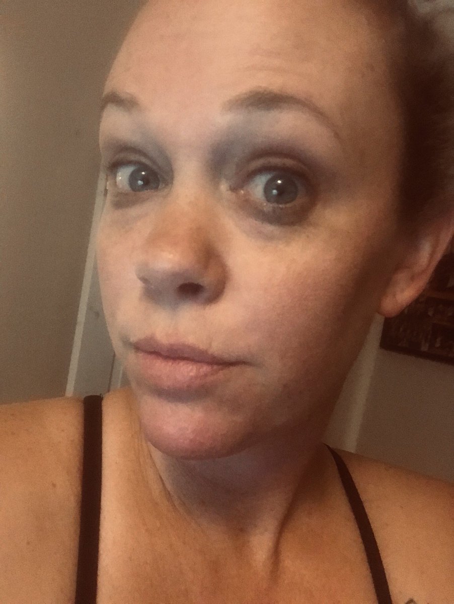 LarissaSherrod's tweet image. Thursday Workout ✅ in da 📚!#morningcrew where you at?!? @kristencherry26 @smile_more_ @AlisonGuernsey @RubenSLerma1 #FSUSDRunsThis