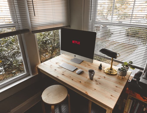 americancreativ's tweet photo. #FunFact! 694,444 hours of #Netflix are watched in an internet minute! Which is your favorite show to binge?
#AmericanCreative #NetflixOriginal #Movie https://t.co/egvgSut8In
