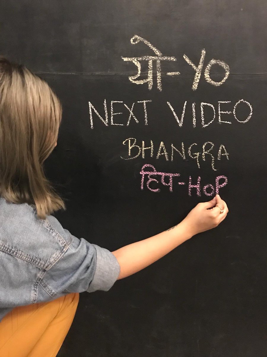 asliyoyo's tweet photo. ਲੈਕੇ ਆ ਰਹੇ ਹਾਂ ਮੇਰਾ ਨਵਾਂ ਗਾਣਾ । It's Bhangra HIP-HOP.#YOYO
#yoyohoneysingh https://t.co/5izgvdmEKE