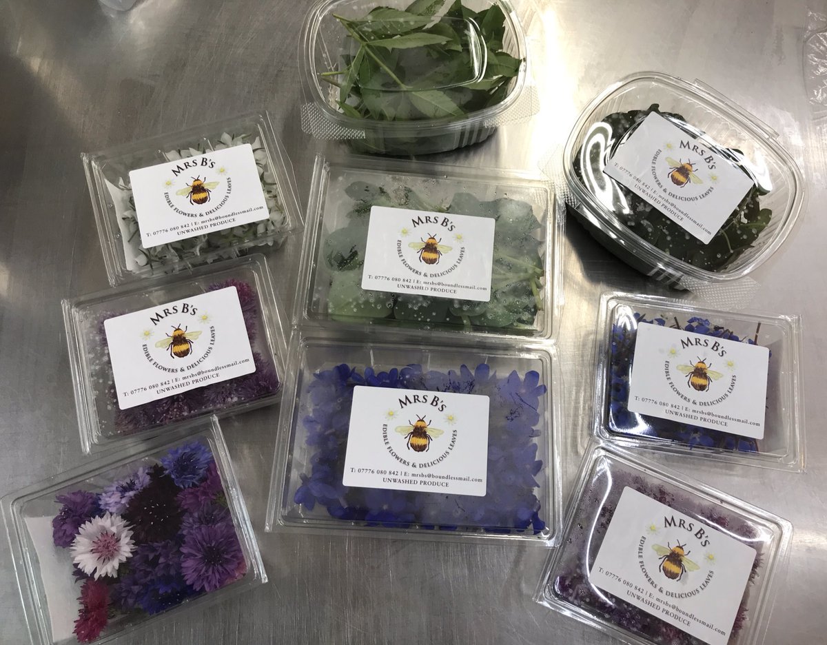 Best thing about a Thursday lunch is when <a href="/BranaganLisa/">Edible flowers@MrsBs</a> brings in the goods for service and the sunshine ☀️ #chefs #local #supplier  #wirral #flowers @thelawnsrest